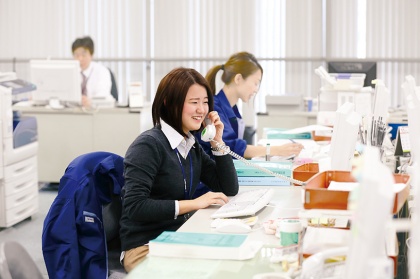 世界とつながり、経済を支える通関業務にやりがいを感じています