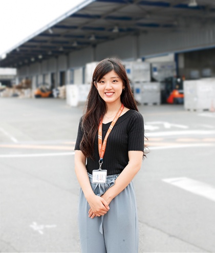 担当した輸入商品を店頭で見かけると日本の暮らしを支えている仕事だと誇りに感じる