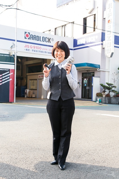 とっさの電話応対や展示会での接客で通訳の授業で習ったことが役立っています