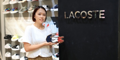 英語での接客は私が率先して対応しています