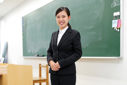 ECC国際外語での手厚い指導が採用試験への自信に