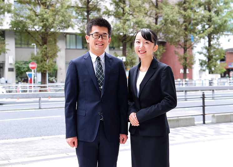 卒業生の就職活動レポートを参考に質問傾向などを分析