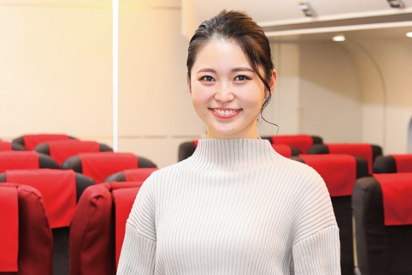 万全の面接対策が心の余裕につながり、憧れの客室乗務員に！