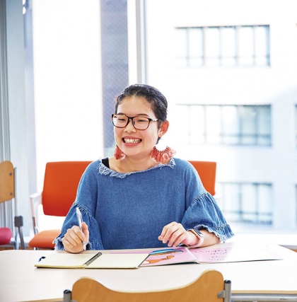 TOEIC®対策のおかげで高得点を獲得！国際問題について英語で学んでいます！