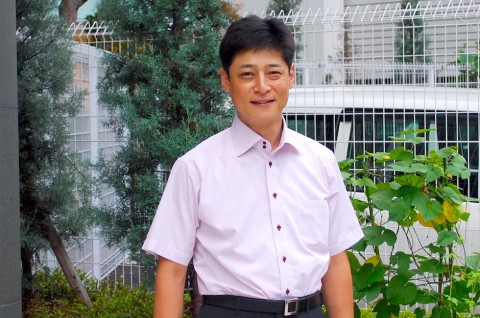 実社会で通用するビジネス ノウハウを授業に取り入れ ながら指導!